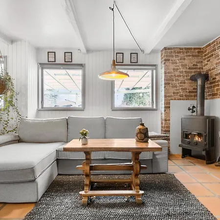 Feriehus 3 Bedroom Beautiful In