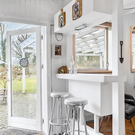 3 Bedroom Beautiful In *