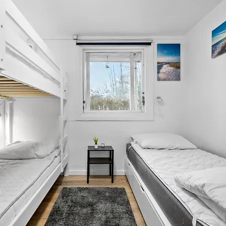 Feriehus 3 Bedroom Beautiful In