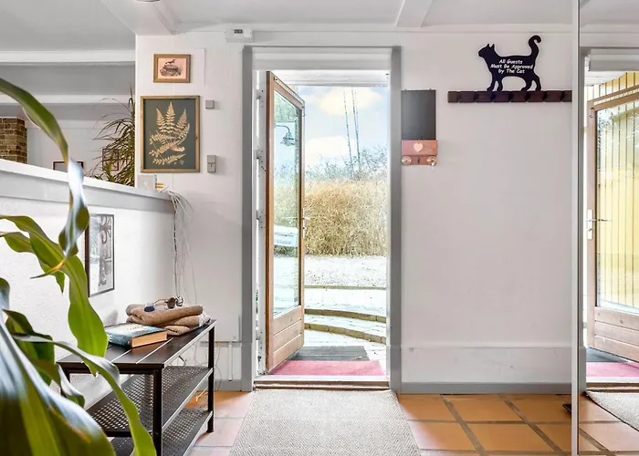 3 Bedroom Beautiful In * Grevinge
